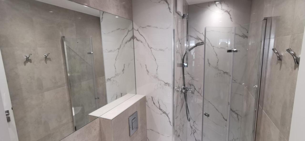 Wow Flou Przystan Letnica Apartamenty 700M Plaza Gdansk Ngoại thất bức ảnh
